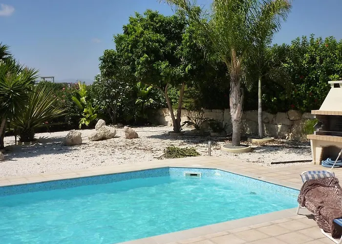 Pelagia Secret Valley Paphos ヴィラ *